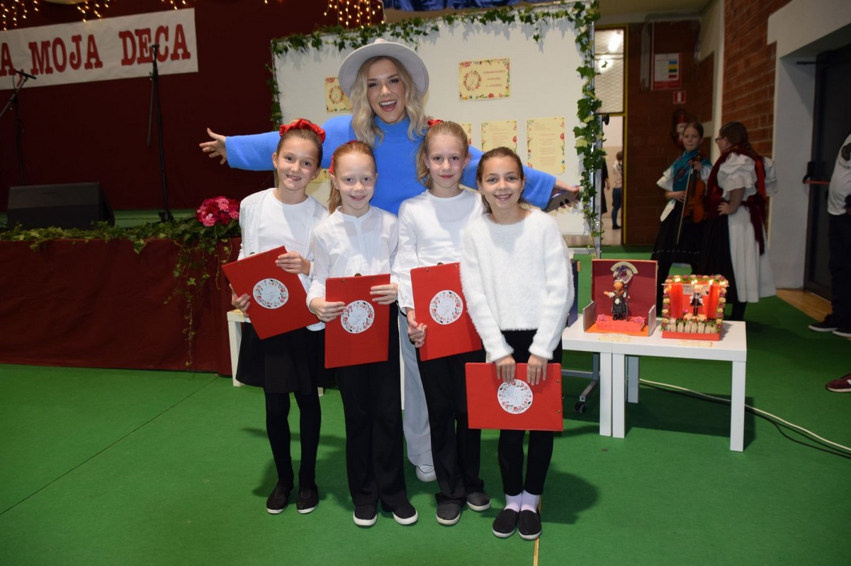 susret malih čuvara međimurske popevke dobravske Tete Lize2023 susret malih čuvara međimurske popevke dobravske Tete Lize2023