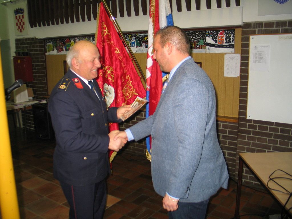 img54381024x768878136