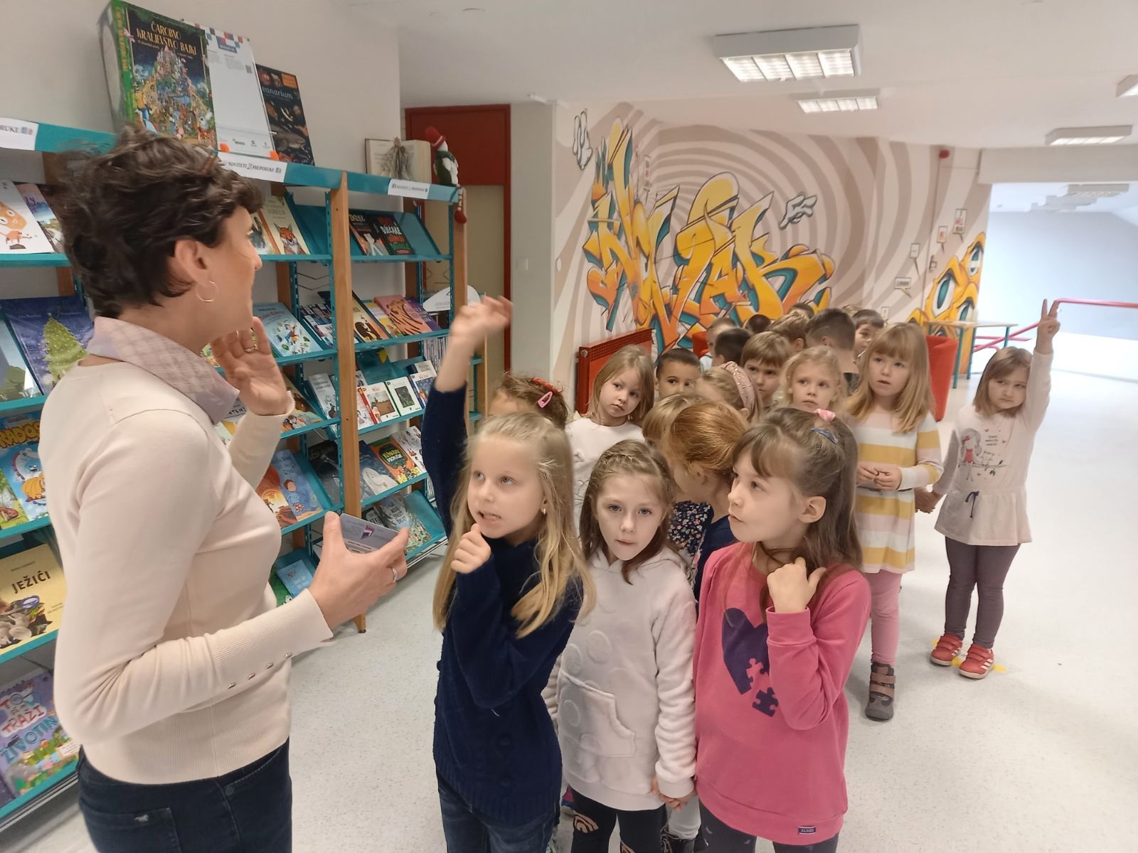 FOTO Posjet malih ‘Cvjetića’ knjižnici i pekari