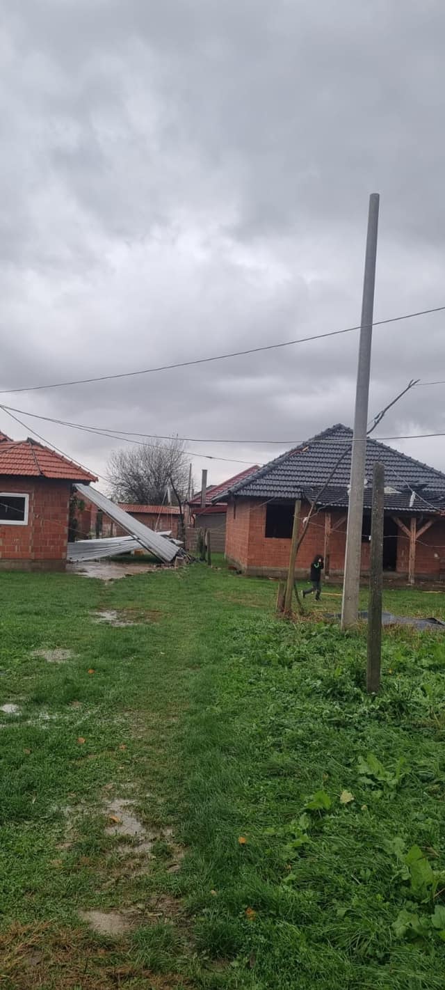 OBILAZAK Nevrijeme s tučom pogodilo Kuršanec – Veljko Kajtazi obišao pogođeno romsko naselje