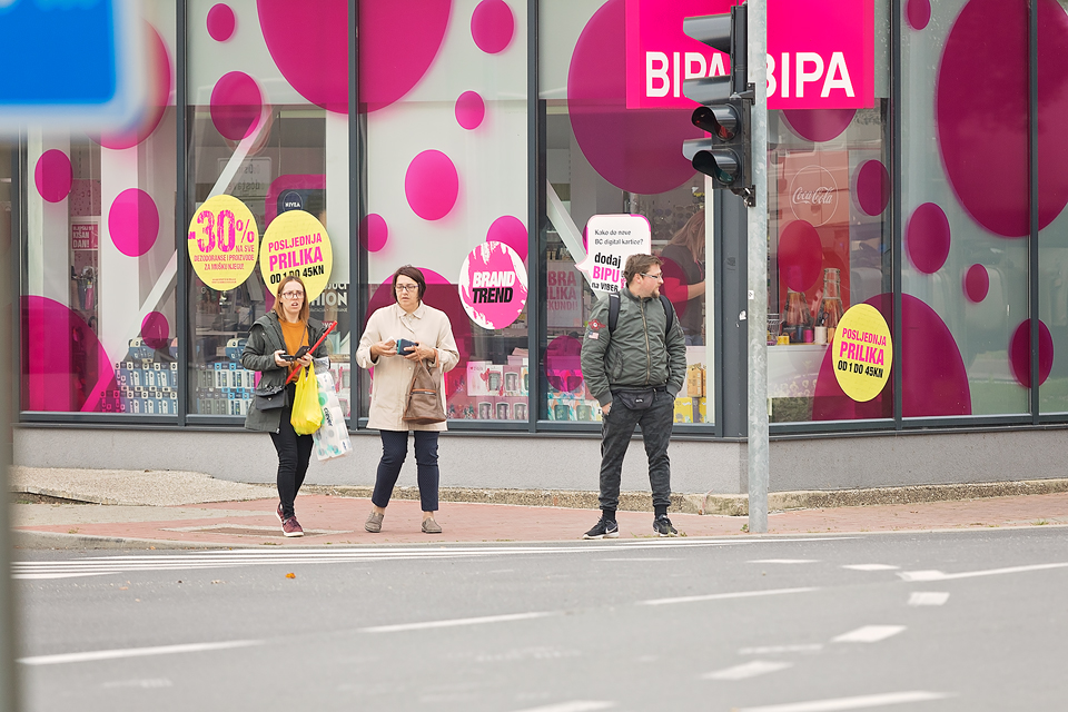 KLIKOM PO PRELOGU Unatoč prohladnom vremenu, centar grada i ove je subote bio ‘in’ mjesto