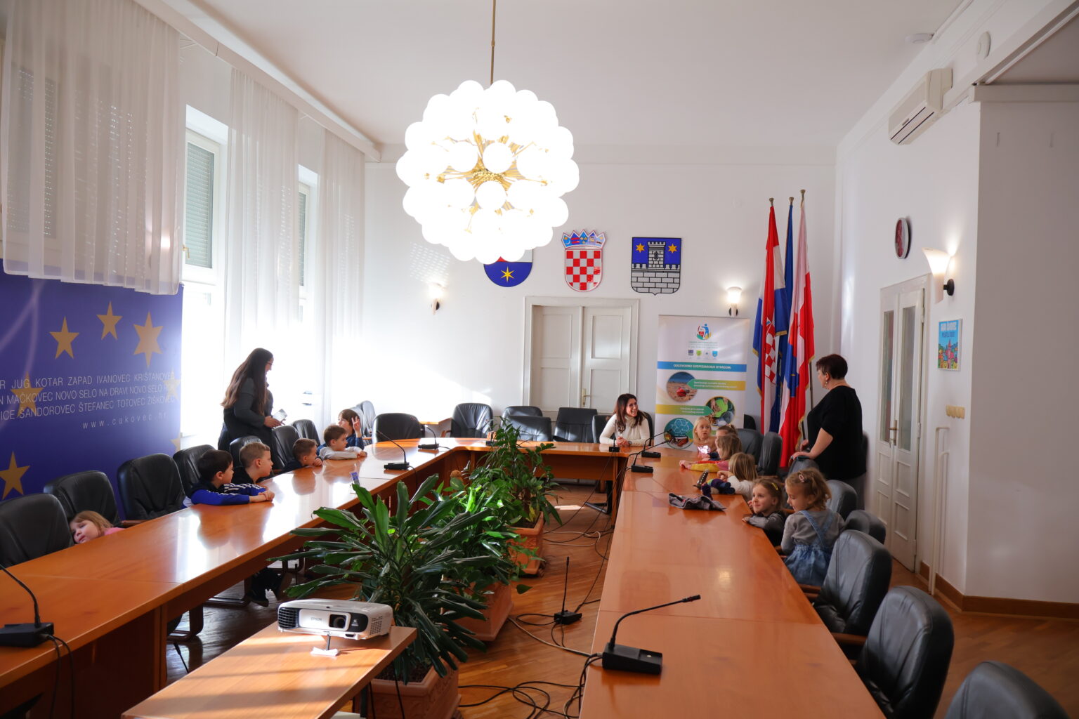 FOTO Skupina ‘Sunčeka’ iz DV Cipelica posjetila Grad Čakovec