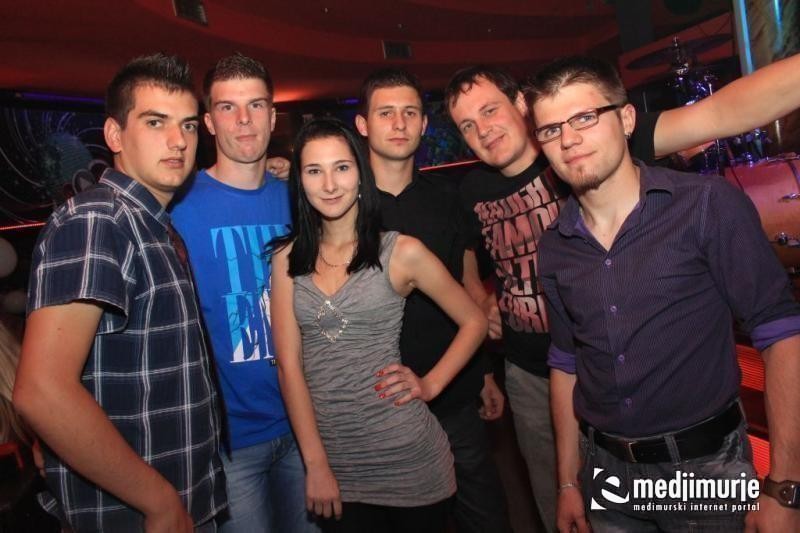 slika0076 Maraton (Subota, 8.10.2011) slika0076 Maraton (Subota, 8.10.2011)