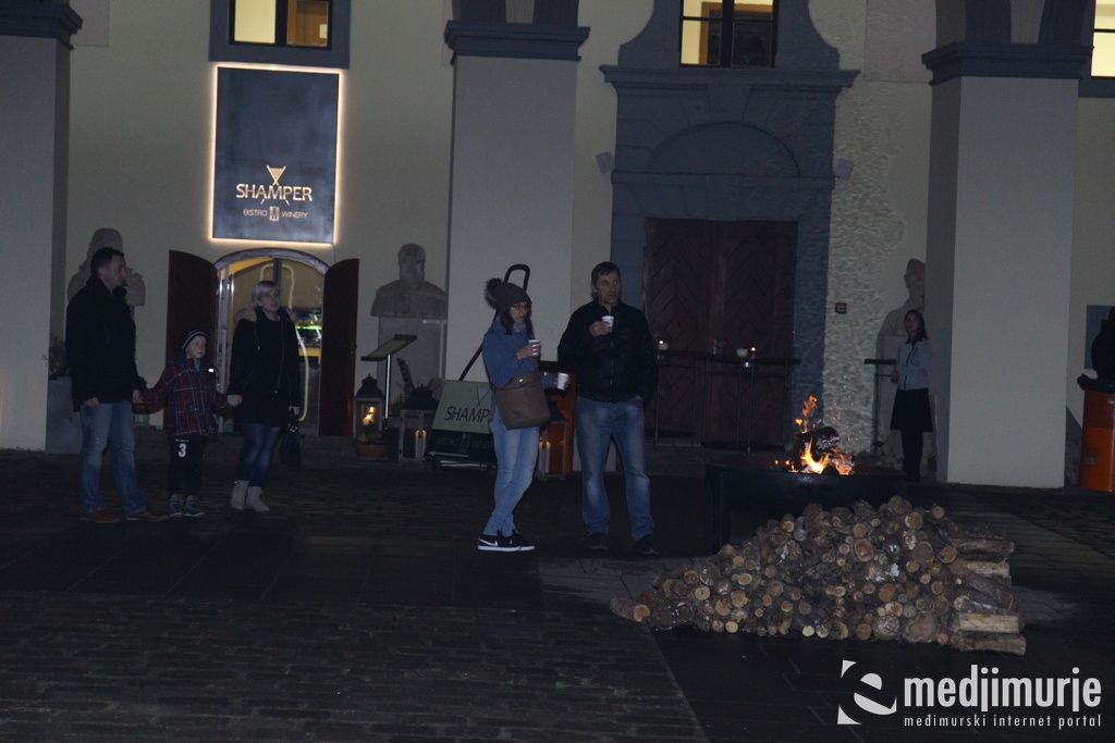 nocmuzejacakovec0030218816