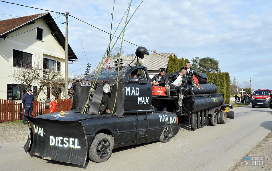 FAŠNIK U GORIČANU Prva nagrada za ‘Vlak u snijegu’, drugo mjesto ‘Ledenim kraljicama’