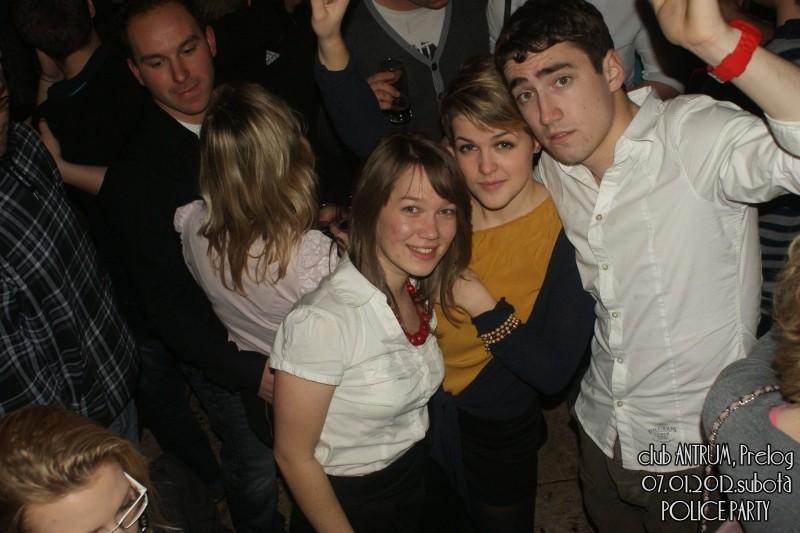 slika0082 Antrum (Subota, 7.1.2012) slika0082 Antrum (Subota, 7.1.2012)