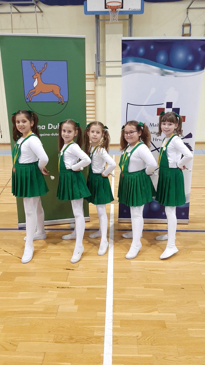 FOTO Na Božićnom mažoret turniru Nedelišćanke osvojile novi niz medalja