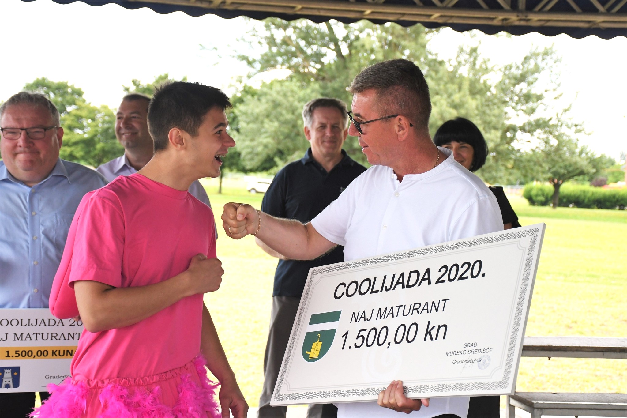 Najmaturanti Franka Sokač i Jakov Kanižić, najrazred 4.B Graditeljske škole Čakovec!