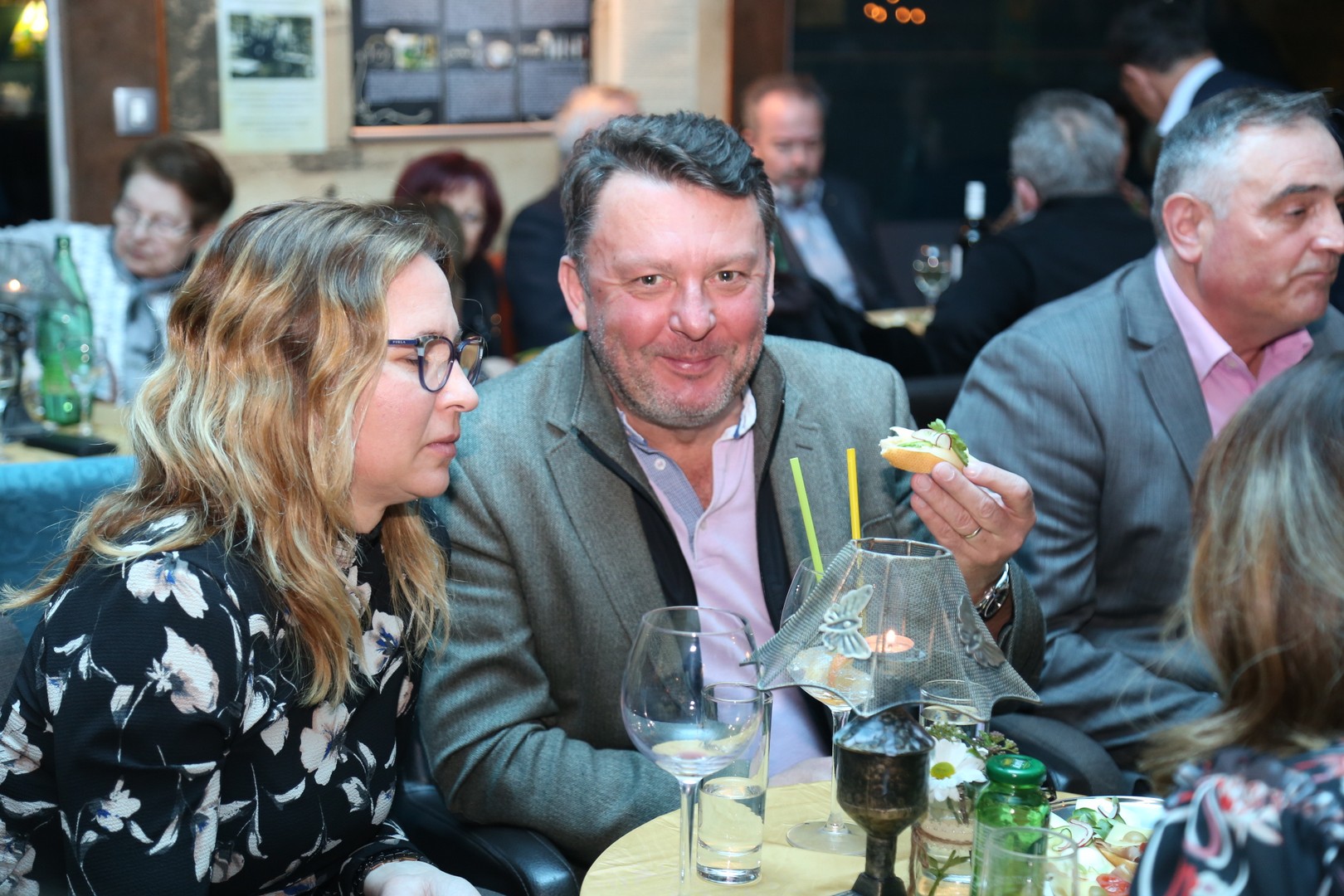 Legendarni Stjepan Jimmy Stanić u Gradskoj kavani Čakovec povodom Dana žena