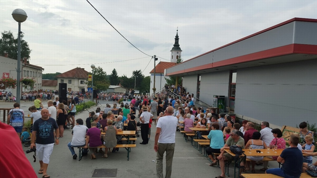 daniturizmasvetimartinnamuri257