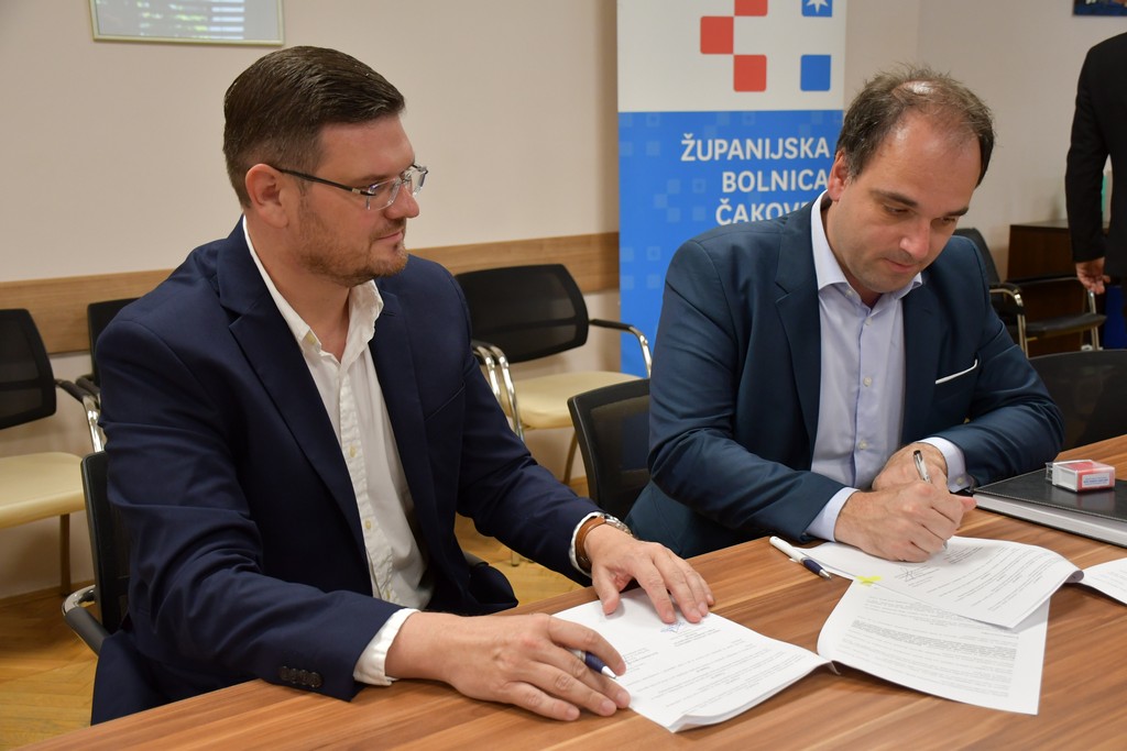 NASTAVAK ULAGANJA Kreće izgradnja novog medicinsko-biokemijskog, patološko-citološkog i transfuziološkog laboratorija NASTAVAK ULAGANJA Kreće izgradnja novog medicinsko-biokemijskog, patološko-citološkog i transfuziološkog laboratorija