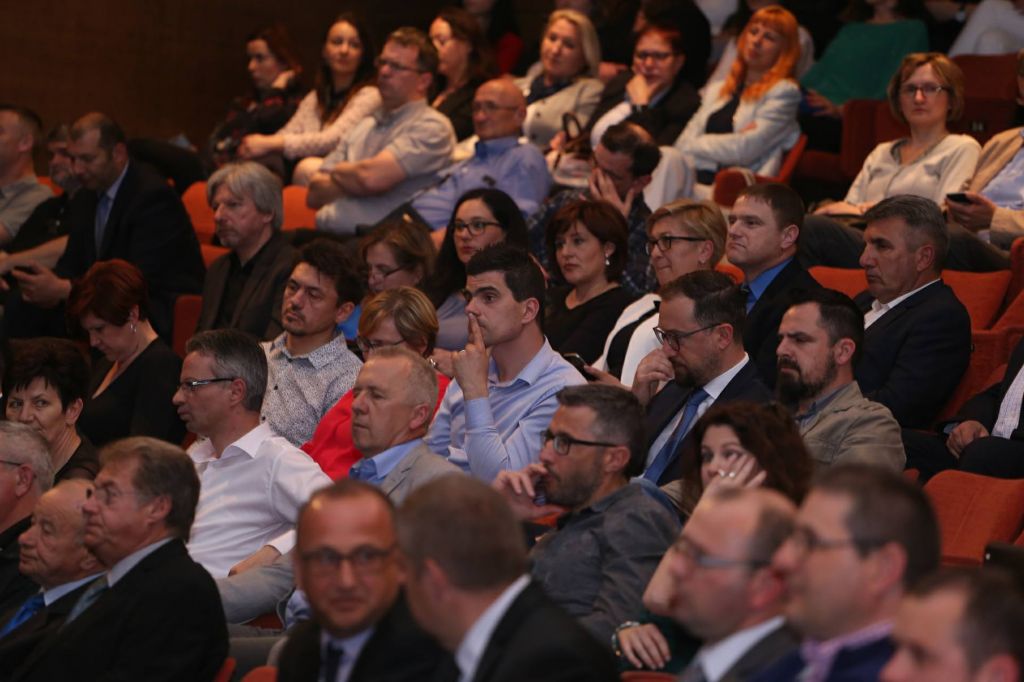 3132692810214901991640265880859