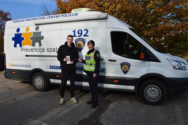 ČAKOVEC Na Jugu provedene preventivne aktivnosti usmjerene prema najugroženijim sudionicima u prometu ČAKOVEC Na Jugu provedene preventivne aktivnosti usmjerene prema najugroženijim sudionicima u prometu