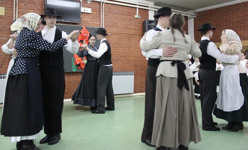 danzenskimart1544798