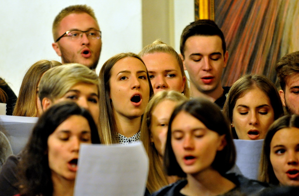Holywin u Varaždinu – molitveno bdijenje mladih