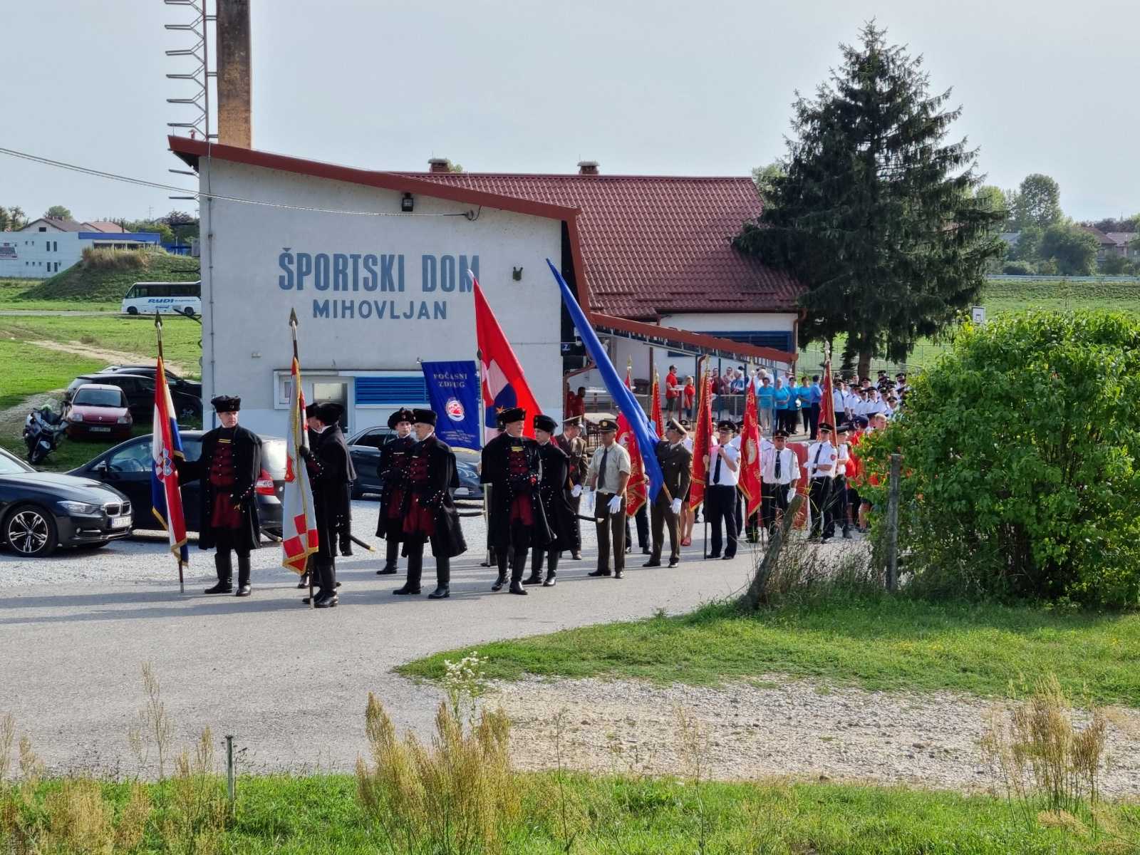 Velikih 100 godina DVD-a Mihovljan