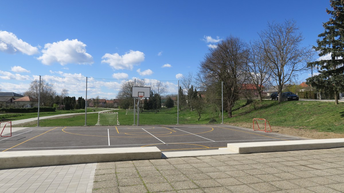 Uređen sportski park u Peklenici