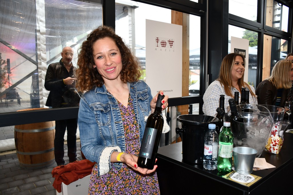 Urbanovo, otvorenje Urbanovo, otvorenje