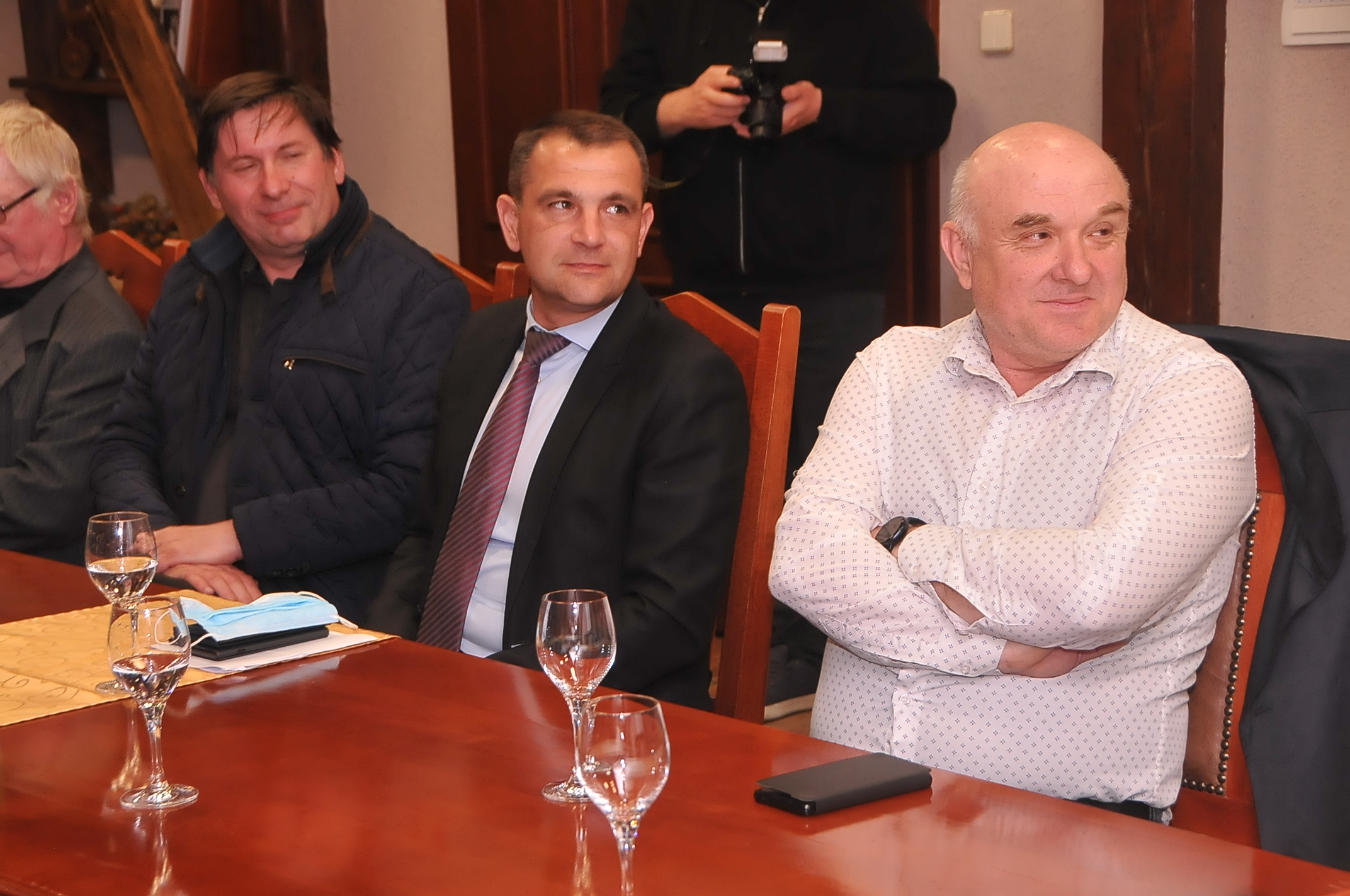 DRUŠTVO ‘HORTUS CROATIAE’ SLAVI 30 GODINA Ponosni na prvih 30, s novim elanom kroče u budućnost DRUŠTVO ‘HORTUS CROATIAE’ SLAVI 30 GODINA Ponosni na prvih 30, s novim elanom kroče u budućnost