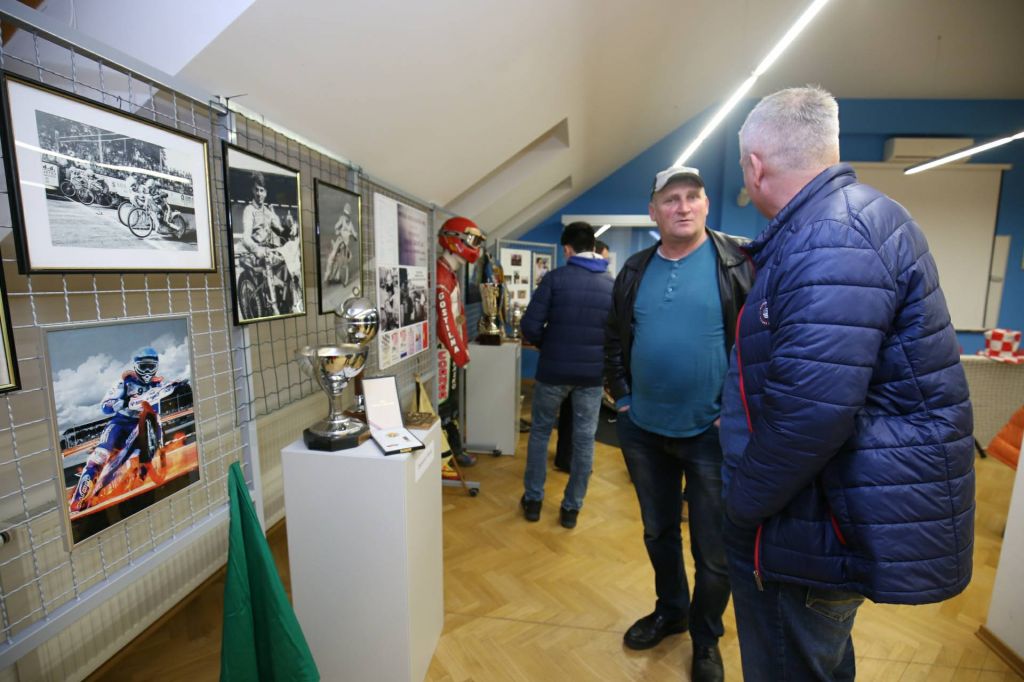 2739341810214090651157260183865