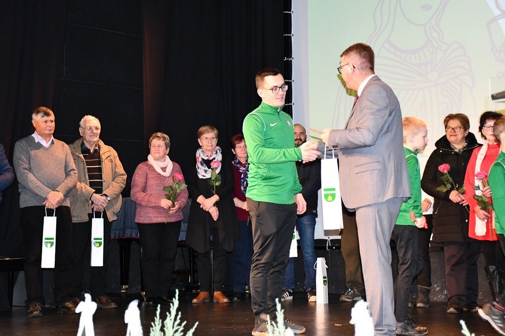 PRIJEM Gradonačelnik i saborski zastupnik Dražen Srpak čestitao udrugama, klubovima i pojedincima na rezultatima ostvarenim tijekom 2022. godine