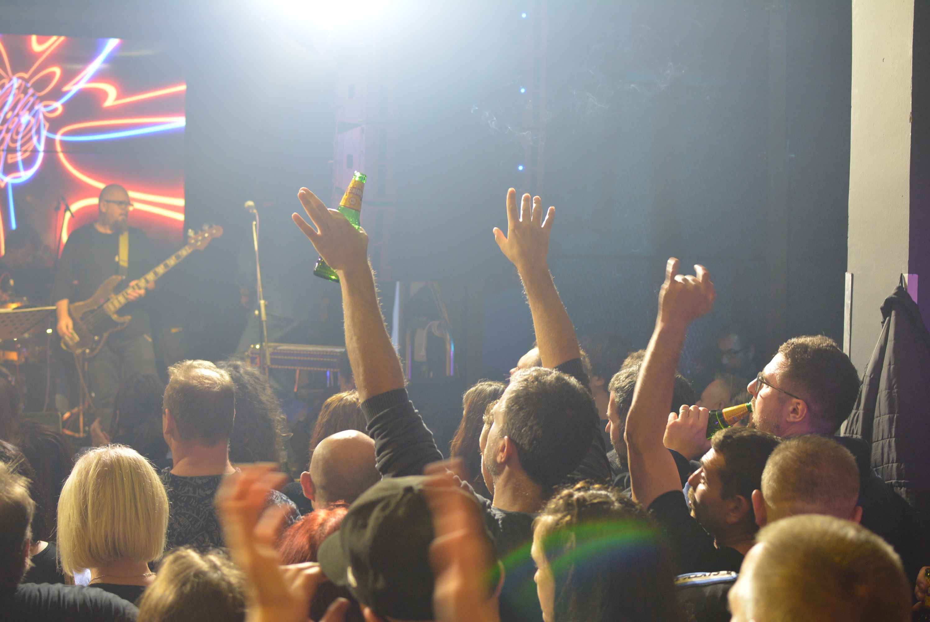 FOTO/VIDEO Euforična i nezaboravna noć uz Gorana Bareta i Majke u čakovečkom Meta baru