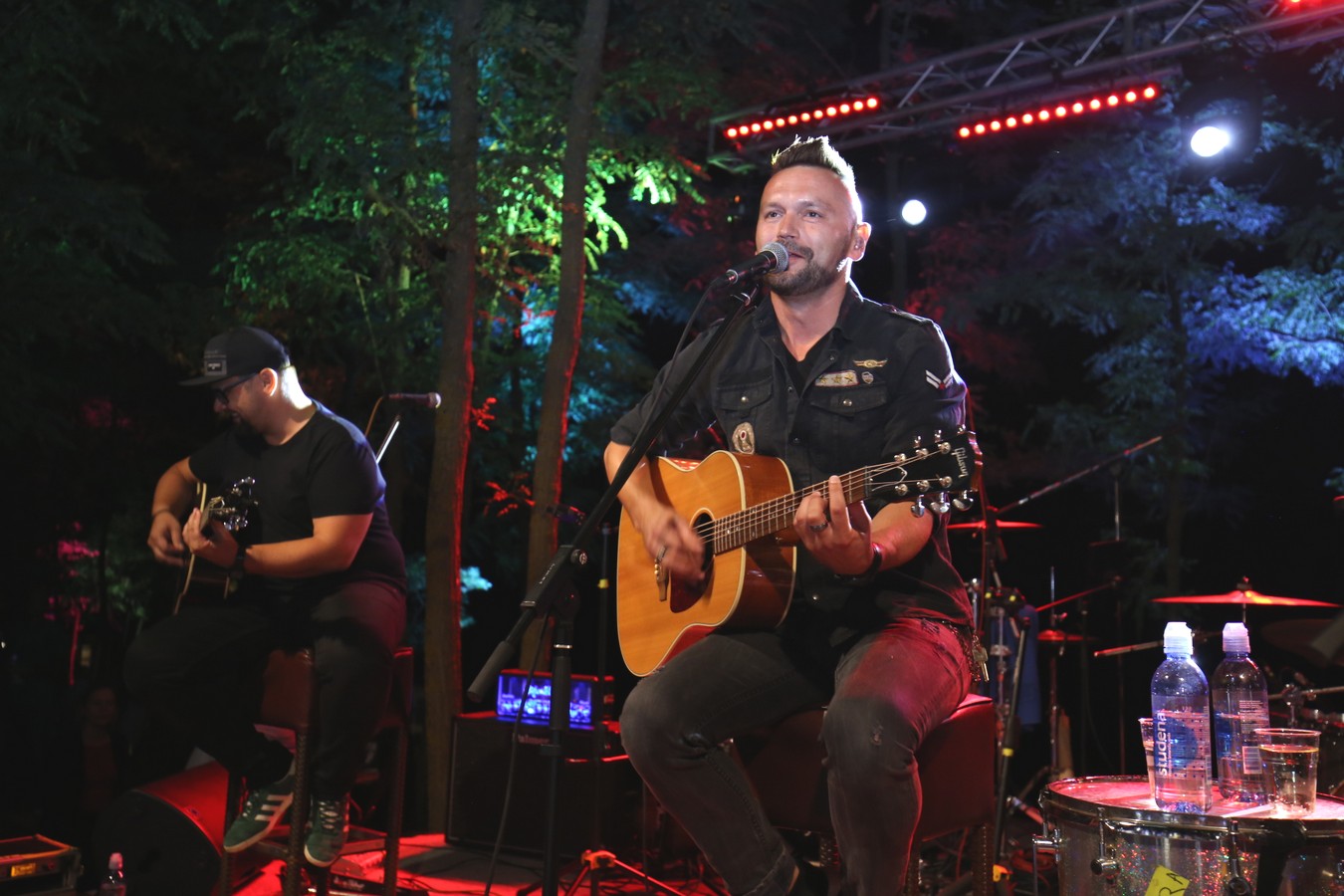 Odličan koncert Vatre u predivnom ambijentu Mađerkinog brega