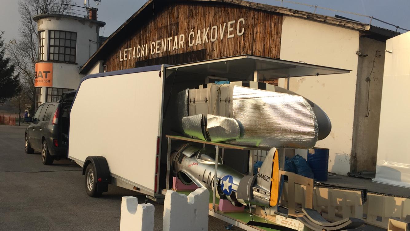 Njemački bombarder iz Drugog svjetskog rata na nebu iznad Čakovca