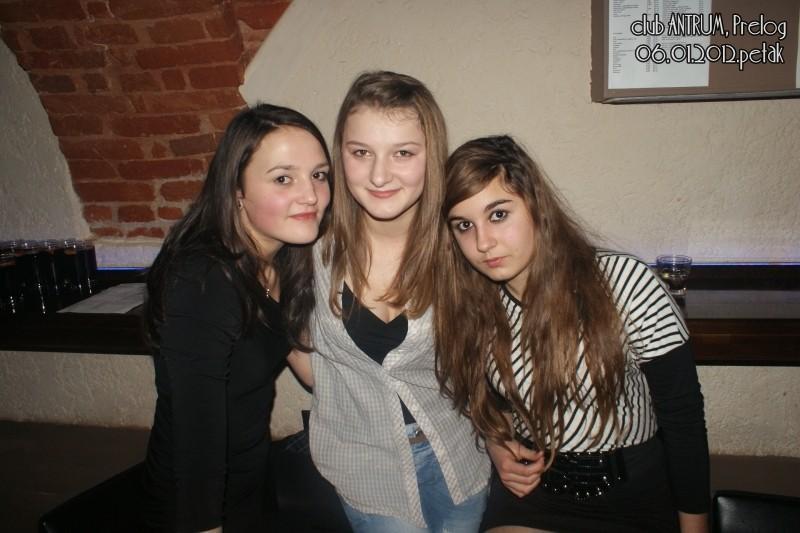 slika0006 Antrum (Petak, 6.1.2012) slika0006 Antrum (Petak, 6.1.2012)