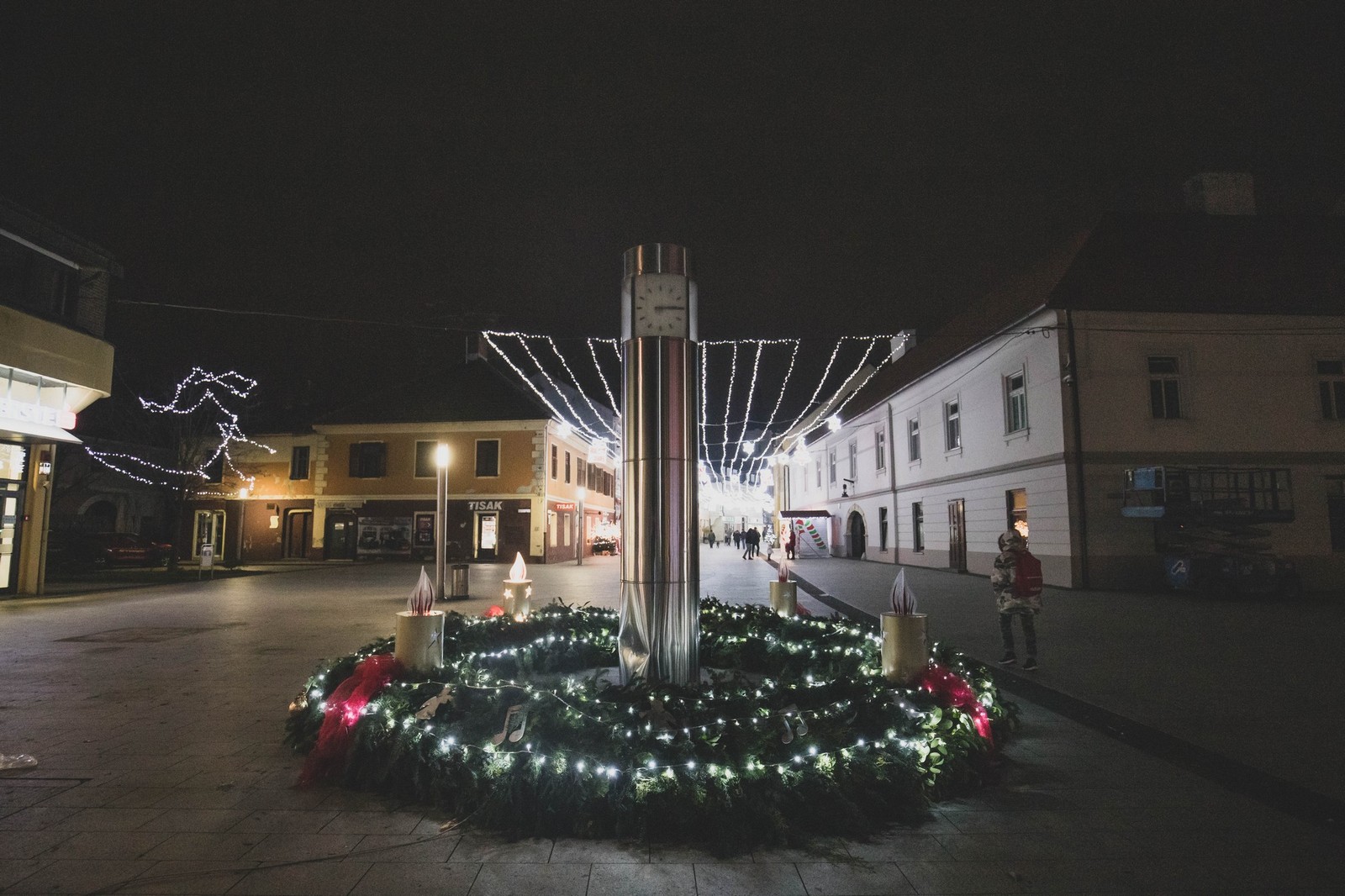 OVO JE PREKRASNO Božićno uređenje u centru Čakovca će vas oduševiti