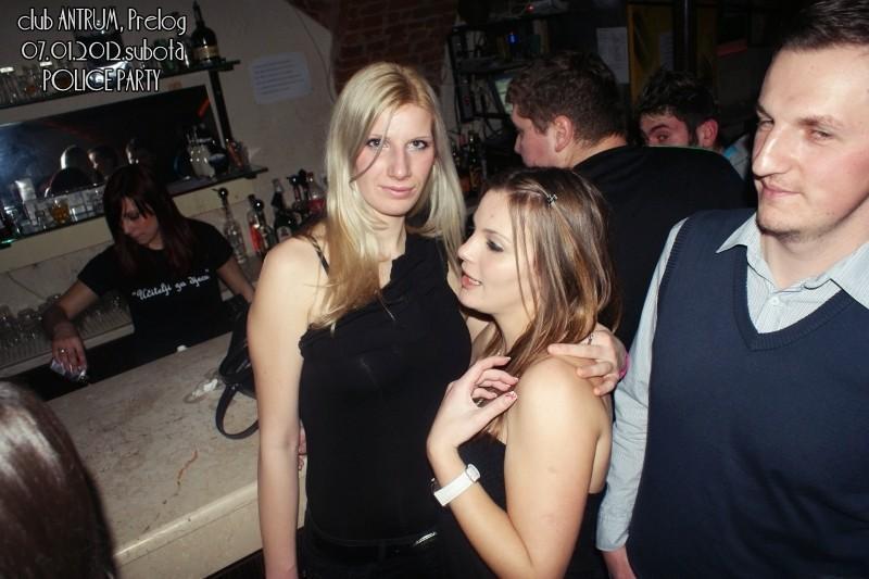 slika0002 Antrum (Subota, 7.1.2012) slika0002 Antrum (Subota, 7.1.2012)