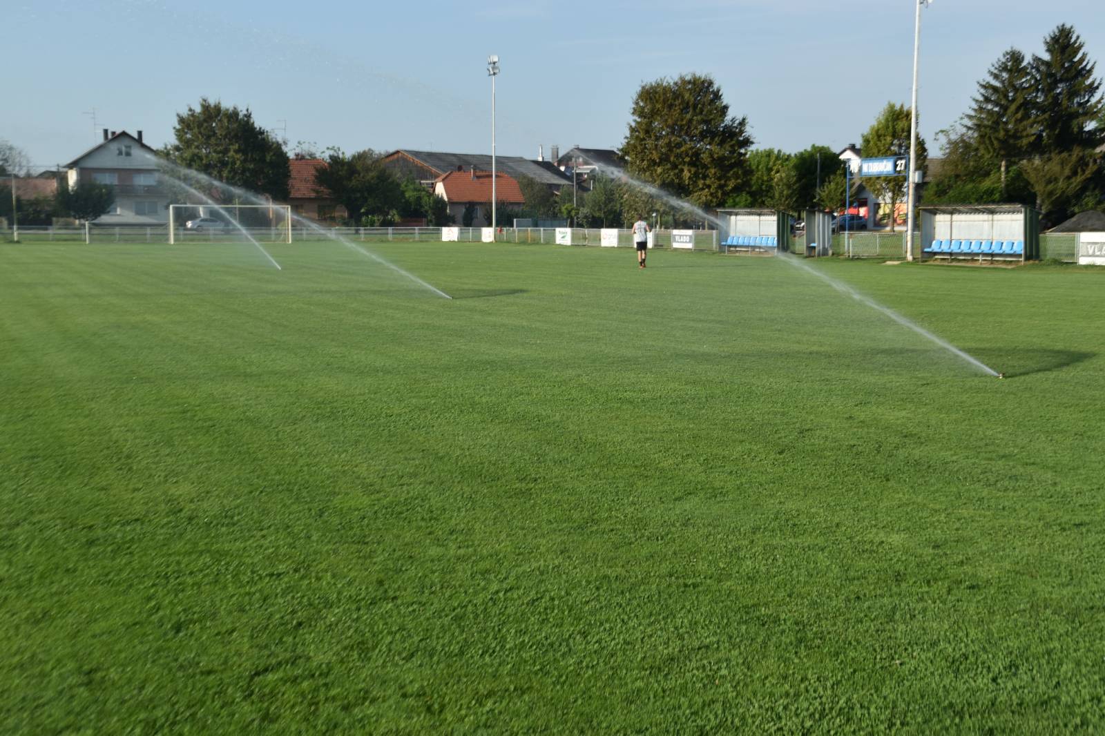 Navodnjavanje i zamjena reflektora na nogometnim terenima NK-a Dubravčan
