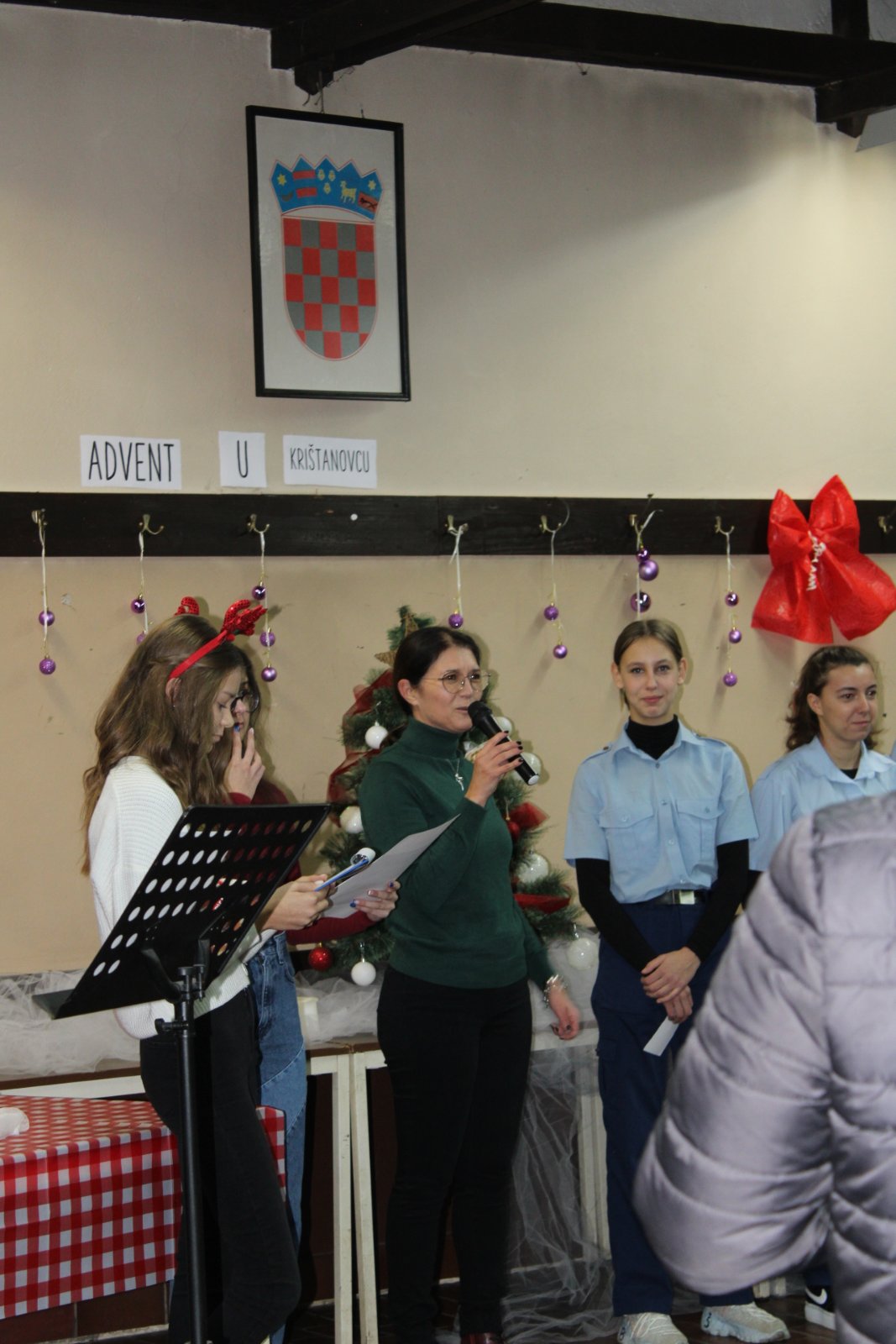 Advent u Krištanovcu – gradonačelnica Ljerka Cividini upalila drugu adventsku svijeću