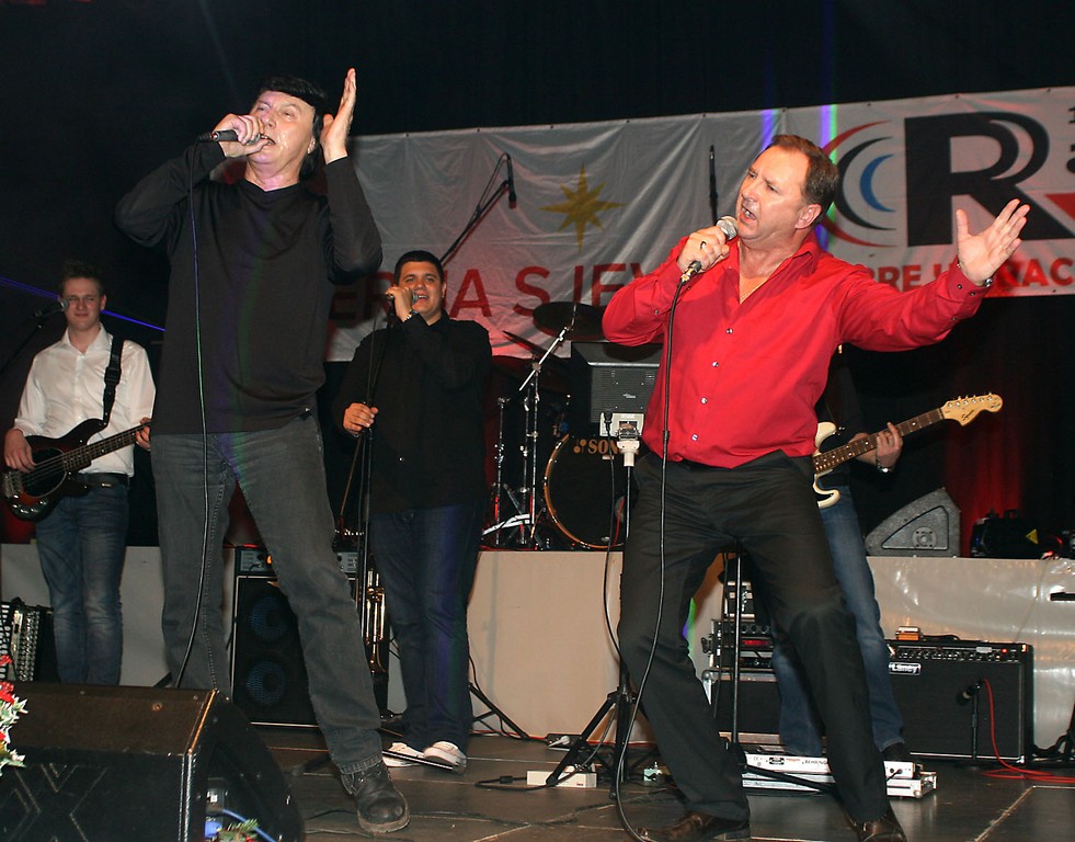 slika0064849531 Božićni koncert Radija 105 Selnica (Petak, 26.12.2014.)