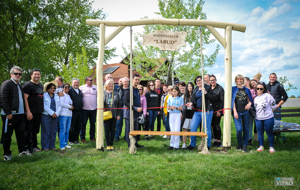 Nautički klub Labud uljepšao svoj prostor