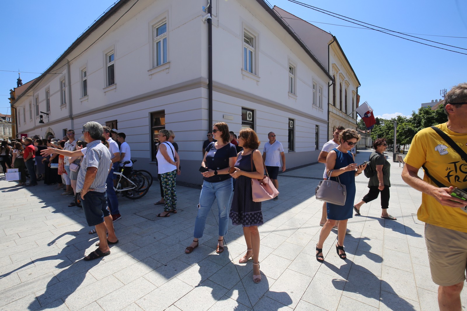 Vesela kolona međimurskih maturanata prošetala Čakovcem