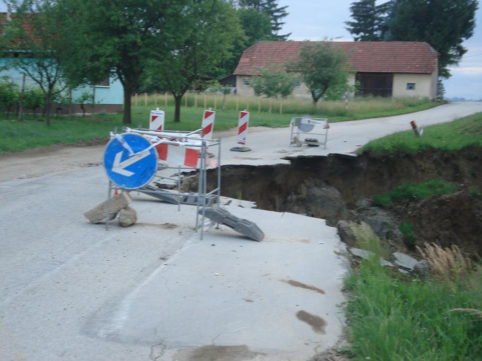 1135494011395647860606516389023