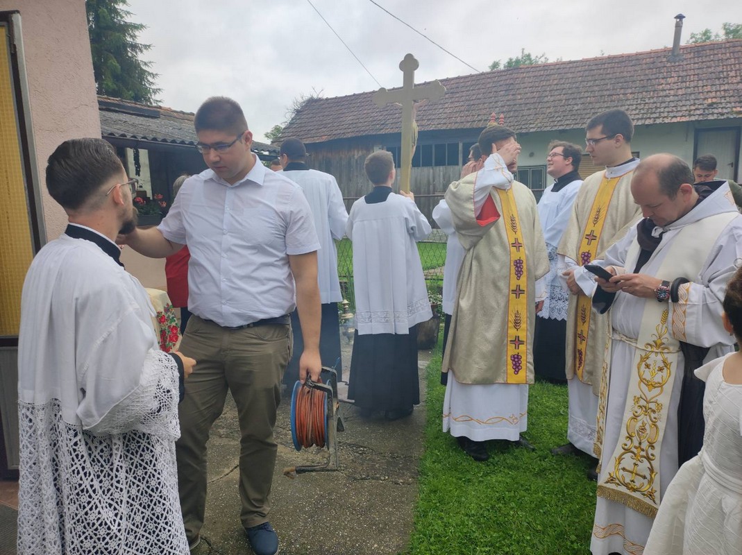 Mlada misa u Kotoribi