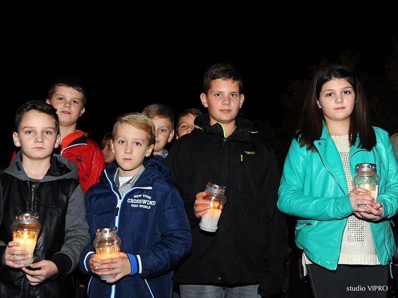 321213573dsc3256131400