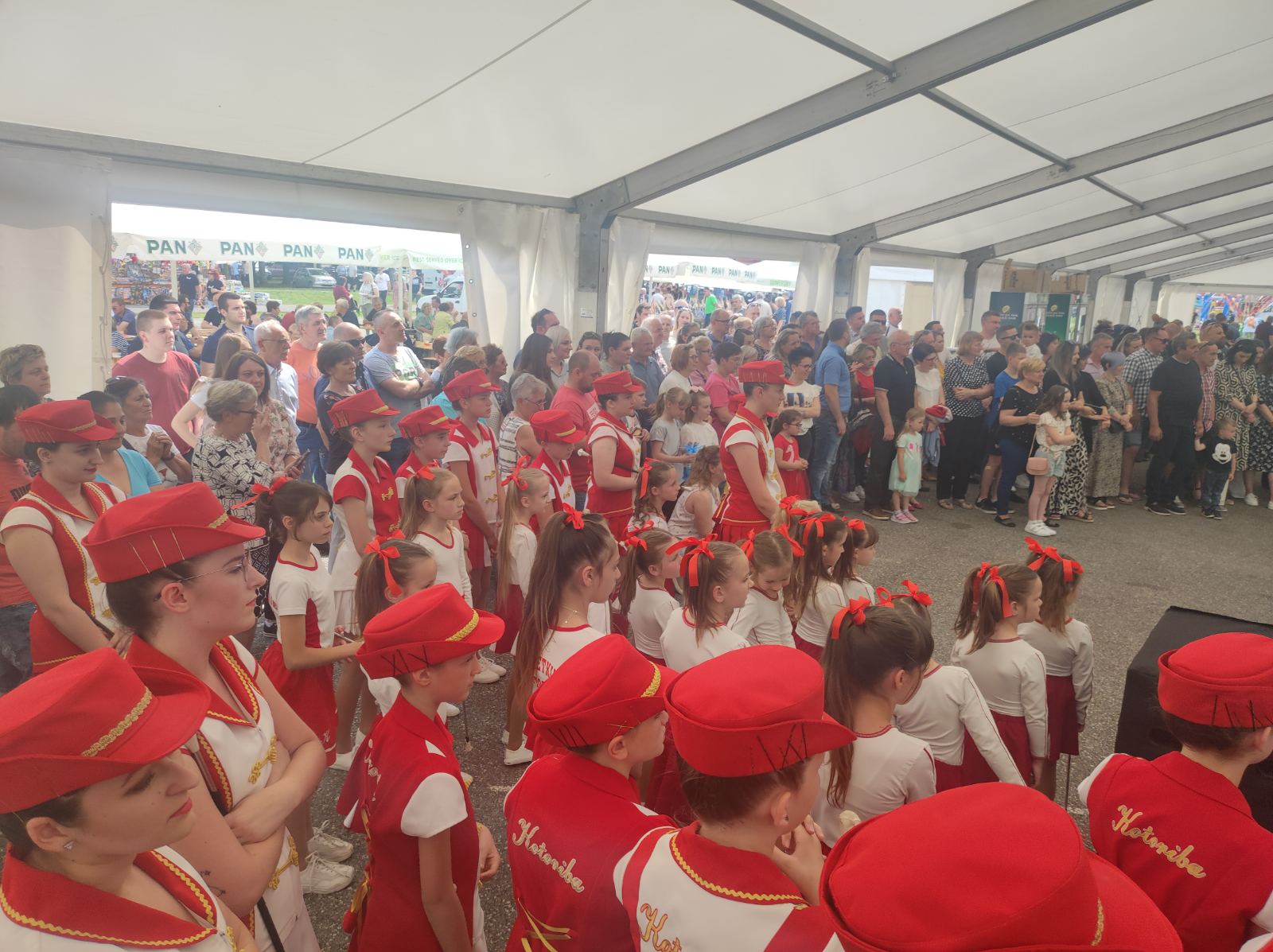 NAJVEĆA KOTORIPSKA MANIFESTACIJA Dani šibe i ribe i ove godine privukli mnoštvo gostiju