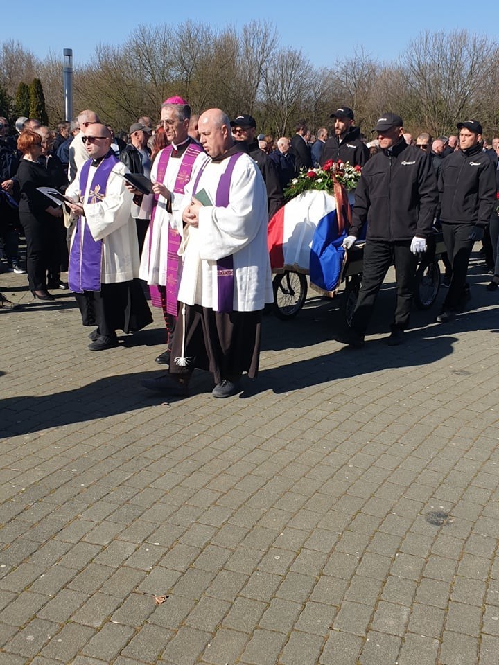 U Vukovaru pokopana dr. Vesna Bosanac