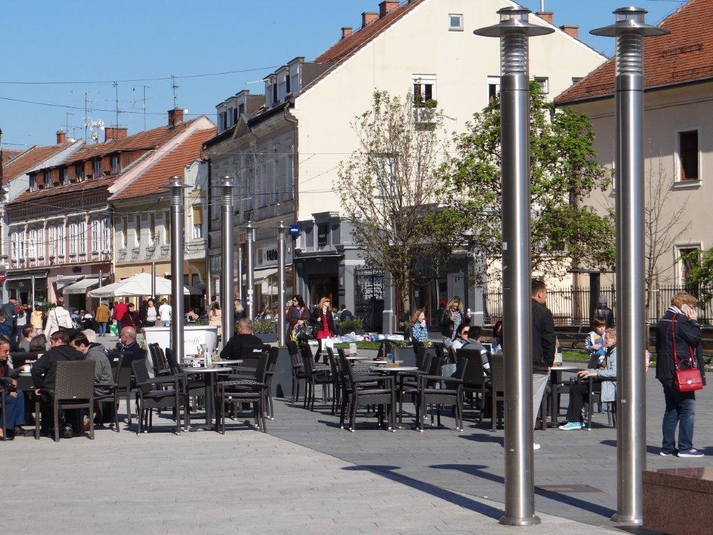 Predblagdansko raspoloženje: Čakovec okupirale sve generacije