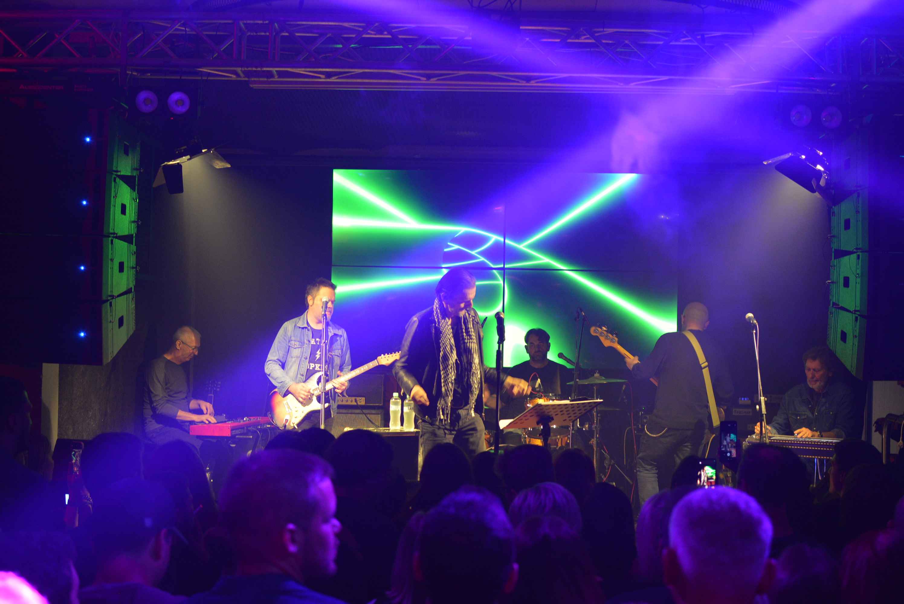 FOTO/VIDEO Euforična i nezaboravna noć uz Gorana Bareta i Majke u čakovečkom Meta baru