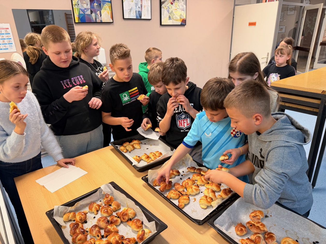 bakini recepti OŠ Vratišinec (4) bakini recepti OŠ Vratišinec (4)