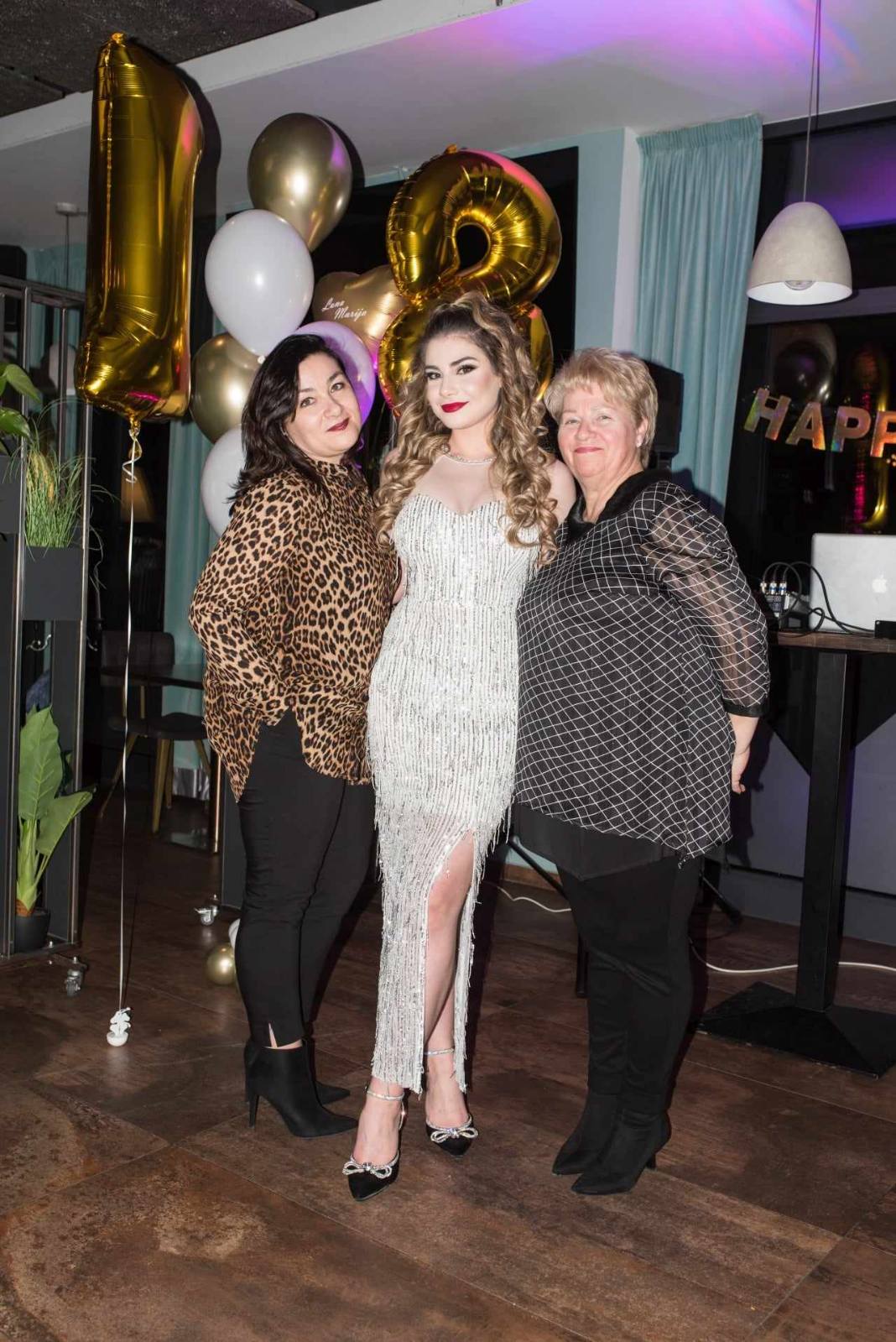 ROĐENDANSKA PROSLAVA Luna Marija Novak proslavila 18. rođendan