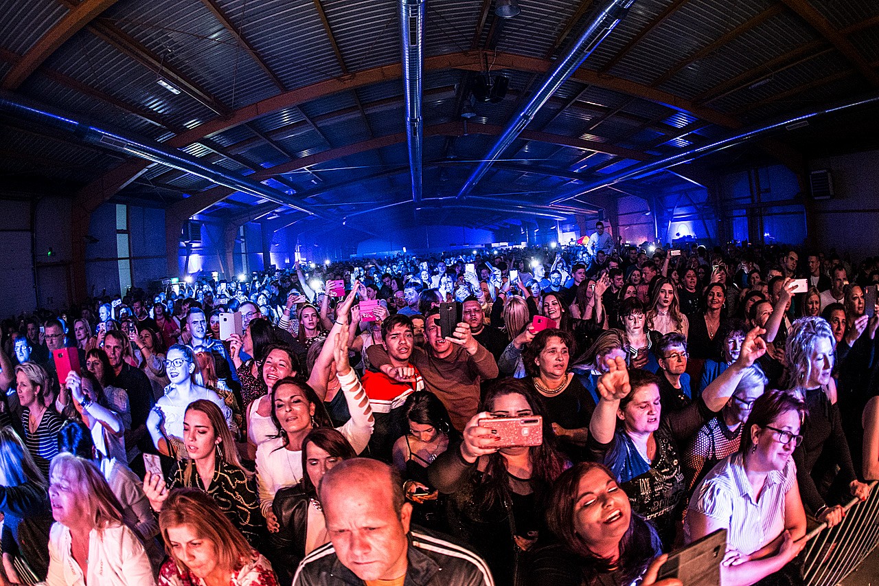 Haris Džinović raspjevao brojnu publiku na Mesapu u Nedelišću