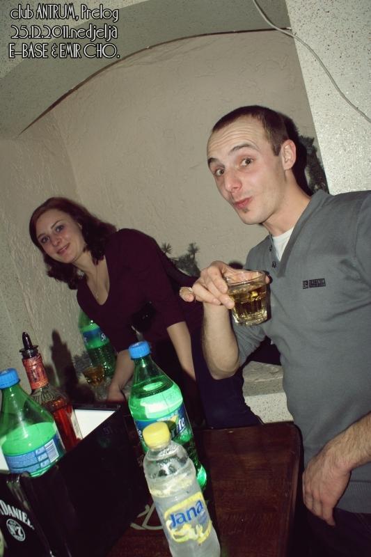 Antrum (Nedjelja, 25.12.2011)