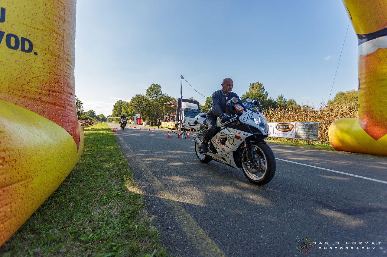 Utrka ubrzanja s motociklima u Goričanu