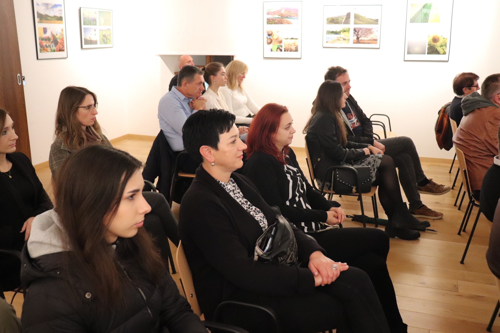 U Čakovcu održana promocija dvojezične zbirke pjesama Luje Bezeredija