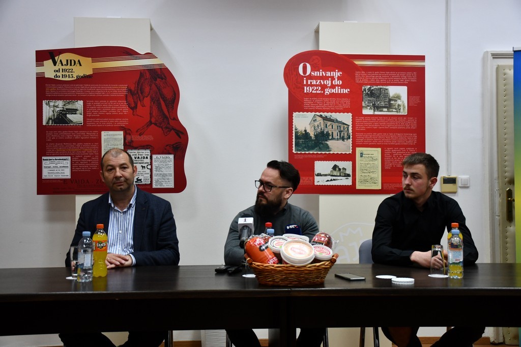 Vajda i Srednja škola Prelog Vajda i Srednja škola Prelog